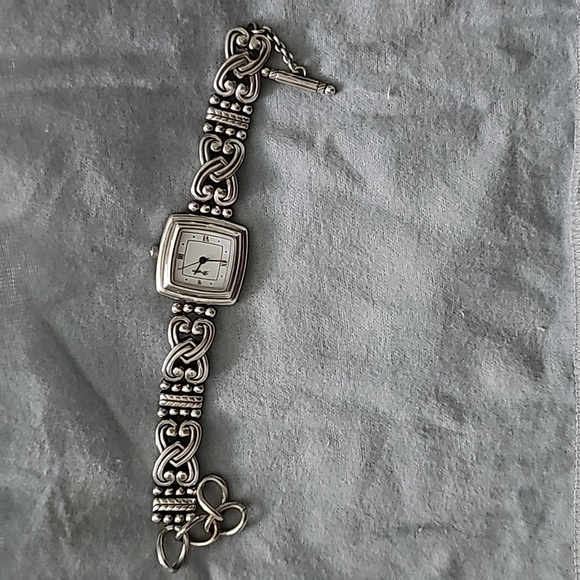 Watch - Picture 2 of 5